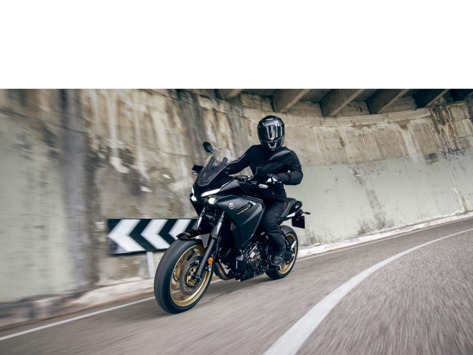 Мотоцикл YAMAHA Tracer 7 (Midnight Black) 2024